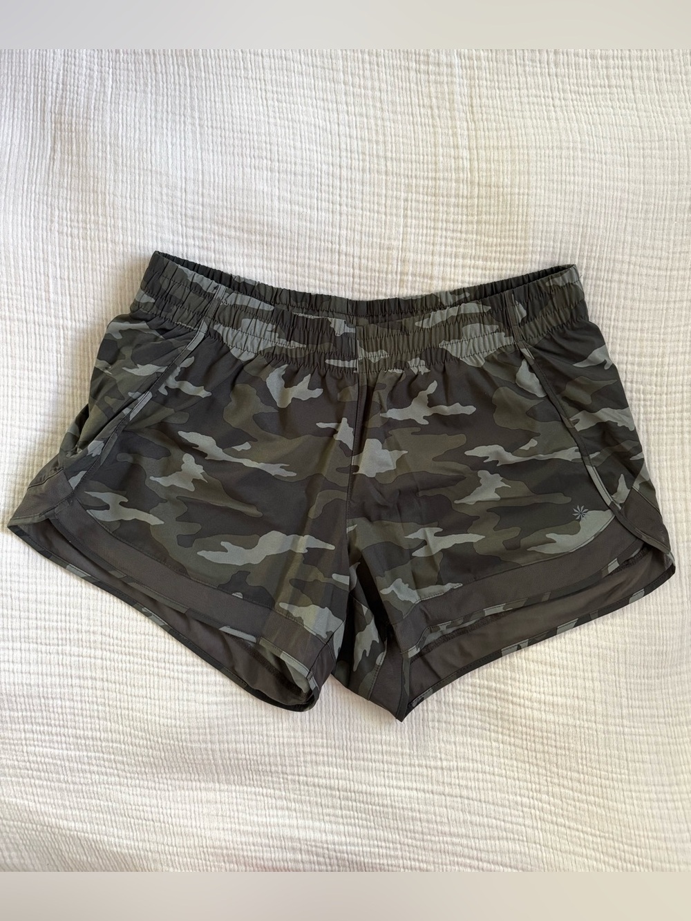 Athleta Printed Mesh Racer Run Short 4”